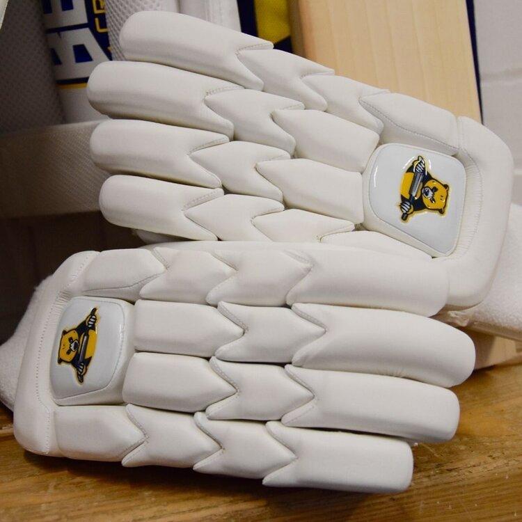 Bear Cricket Batting Gloves