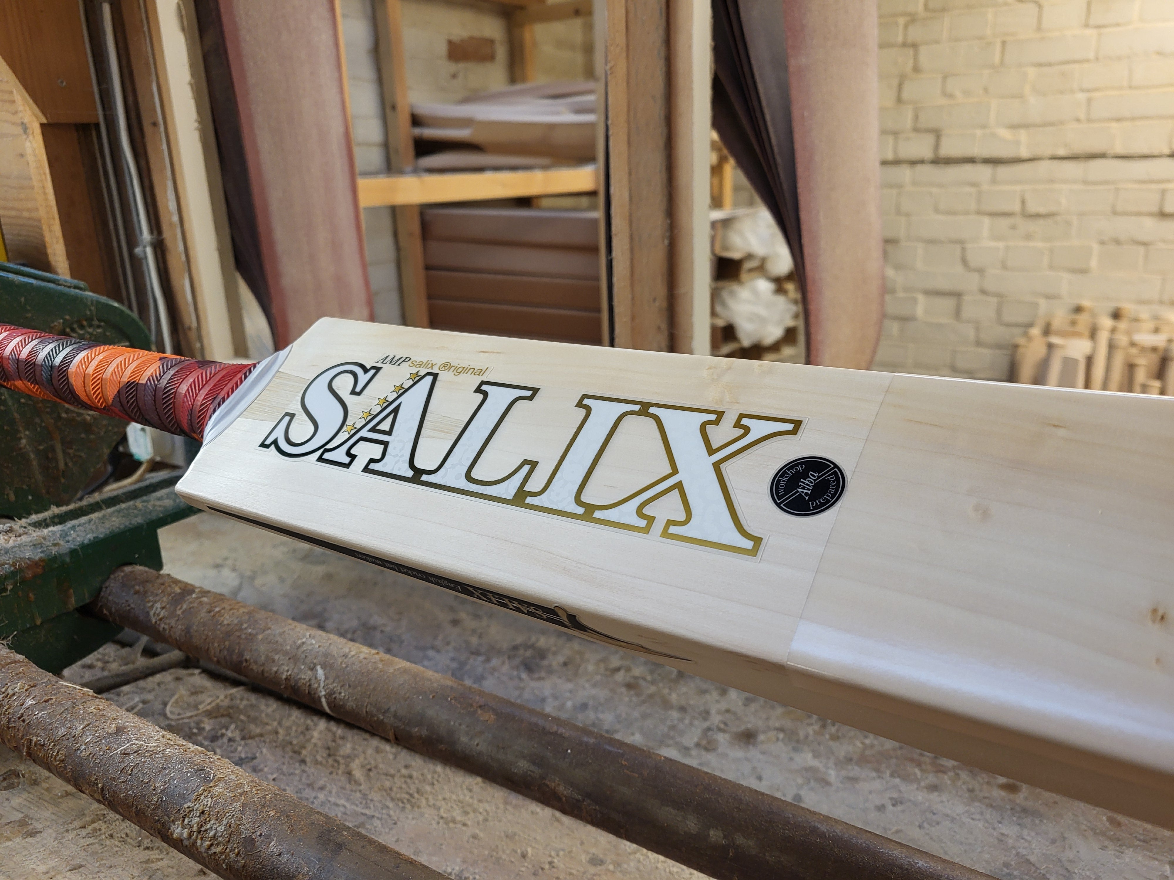 Salix AMP ALBA Junior Cricket Bat - The Cricket Store